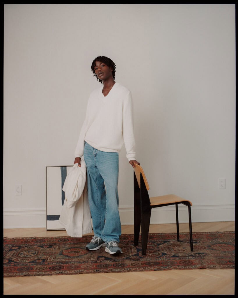 Stylish man in casual ZARA outfit in NYC, 2021.