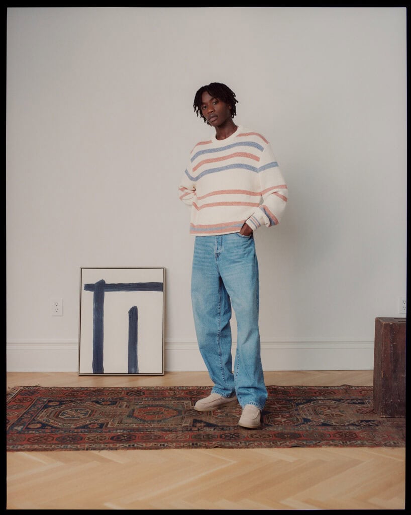 ZARA MAN NYC 2021 - Fashion model in casual outfit at NYC studio.