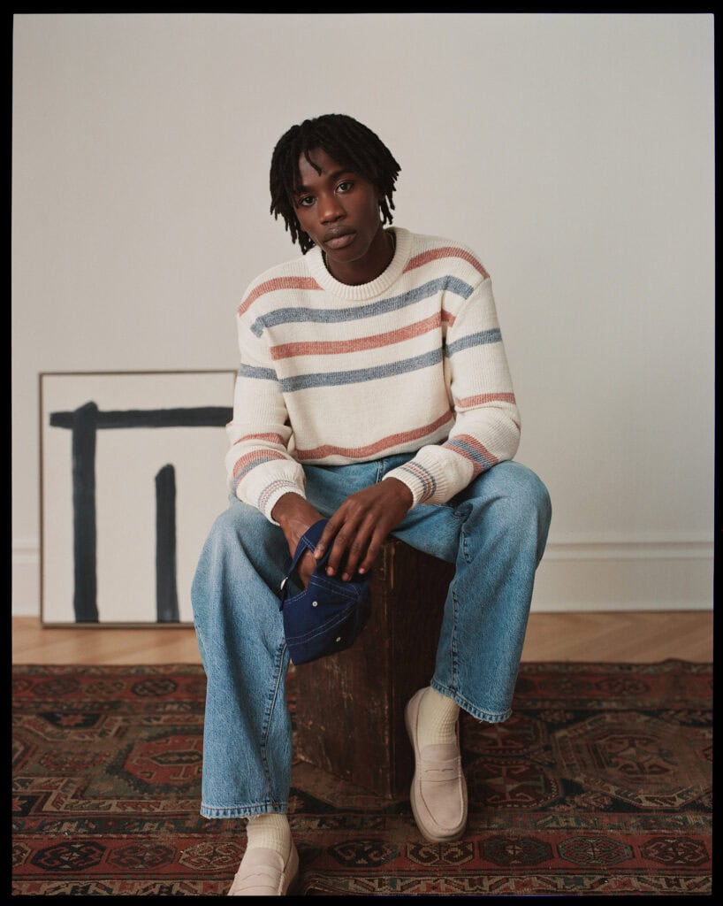 ZARA | MAN | NYC | 2021 - Fashion model wearing casual streetwear in a NYC setting.