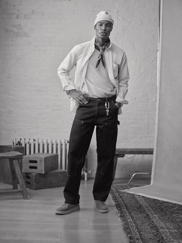 Modern ZARA Man outfit in NYC, 2023 fashion showcase.